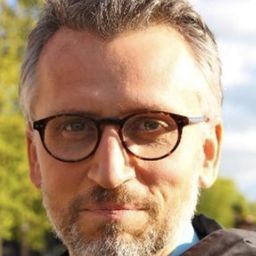 Per Löfberg 飾演 Michael