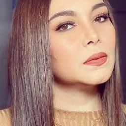 K Brosas 飾演 Rosa