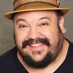 荷黑·R·古鐵雷茲 - 壞蛋聯盟2演員 飾演Additional Voices (voice)