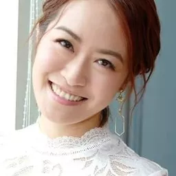 梁嘉琪 飾演 Cherry