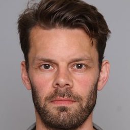 Björn Thors - A Letter from Helga演員 飾演Hallgrímur