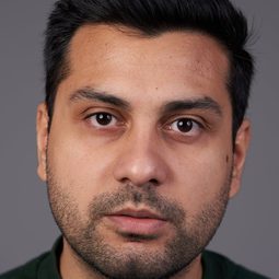 Ionuț Niculae - 真相勿語演員 飾演Alex