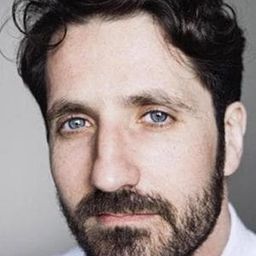 Giandomenico Cupaiuolo 飾演 