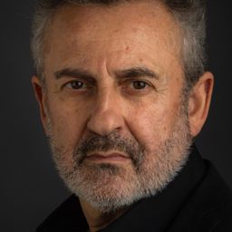 Manuel Monteagudo - 公牛演員 飾演Tipo Engominado / Sicario Romano 2