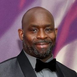 Antron McCray - 中央公園五罪犯演員 飾演Self (voice)