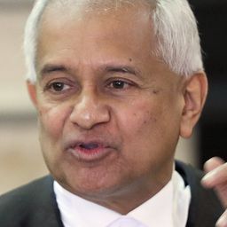 Tommy Thomas 飾演 Self - Former Attorney General of Malaysia