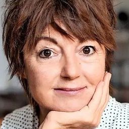 Véronique Montel 飾演 Rosy (voice)