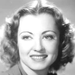 June Gale 飾演 Self