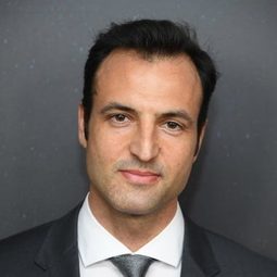 Kresh Novakovic 飾演 '50s Gangster