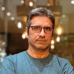 Ahmad Bahrami - 命運荒原導演