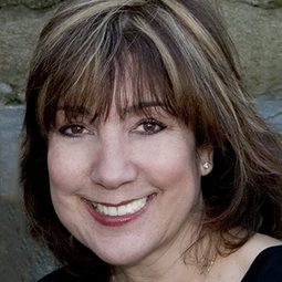 Sherry Lynn 飾演 Additional Voices (voice)