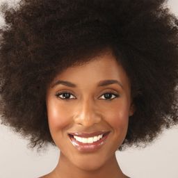 Jeirmarie Osorio - 狂野時速5演員 飾演Rosa