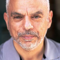 Ted Sod - 基恩演員 飾演Gas Station Attendant