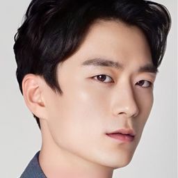 Chae Wan-min - 讓我們走下去演員 飾演Police Officer