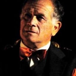 Giorgio Algranti 飾演 Nevio Ulivieri