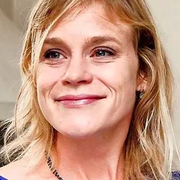 Line Kruse 飾演 Astrid