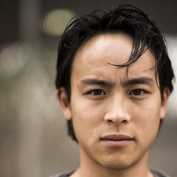 Sam Ly - 血色守護演員 飾演James