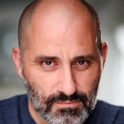 Paulino Nunes - 極北之戰演員 飾演Anton