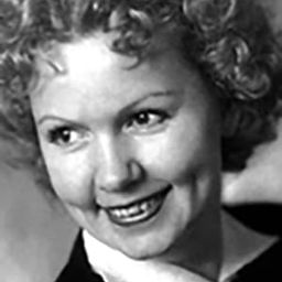 Muza Krepkogorskaya 飾演 