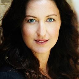 凱特·柏斯 - 我的外公占爸演員 飾演Emily