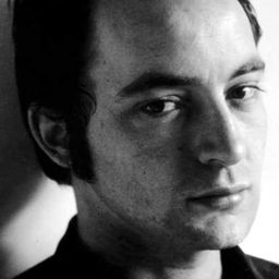 Francisco Nascimento 飾演 Zé