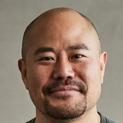 琴光山 - Madam演員 飾演Mr. Peng (팽씨)