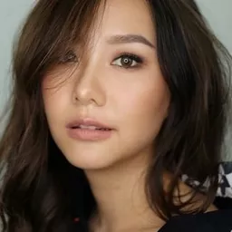 劄玲朋·尊克迪 飾演 Mesa