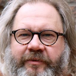 Eric de Staercke 飾演 Le patron de Jacques