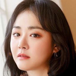 文瑾瑩 飾演 Jang Chae-rin