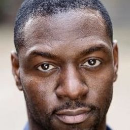 瑞奇·坎貝爾 飾演 Albert Ogoro