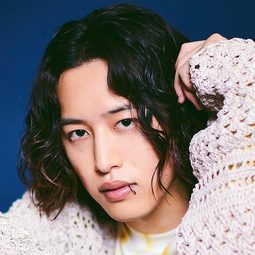 木谷 竜也 飾演 Bass