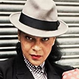 Pauline Black 飾演 The Psychic Commando