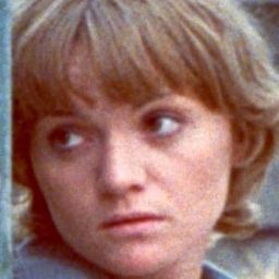 Fabienne Barraud 飾演 la mère