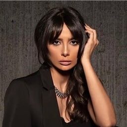 南西·考霍莉 飾演 ثريا