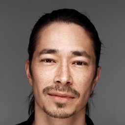 基斯杜化加米也素 飾演 Zento