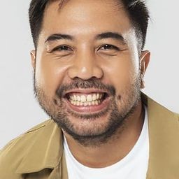 阿德里亞諾·卡爾比 飾演 Jaka