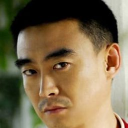 徐光宇 - 搜救演員 飾演Deputy Chief Gao of Police Station