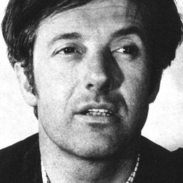 Mario Marenco 飾演 self