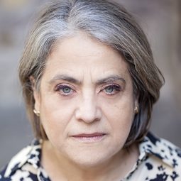 Nunzia Schiano - 童心列車演員 飾演