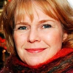 Birgitte Victoria Svendsen 飾演 Anne