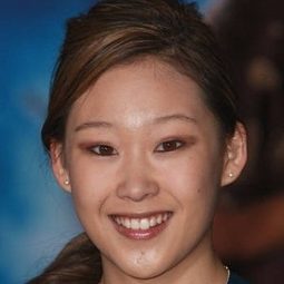 Tessa Ludwick 飾演 Yumi