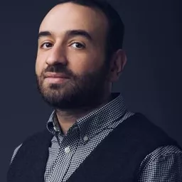 安默·薩拉瑪 - Asmaa導演