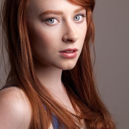 Amanda Woodhams 飾演 Susie