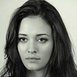 安妮塞拉 - Brice 3演員 飾演'Nicole la sole'