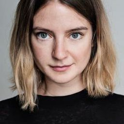 Lydia Larson - 街角再遇Bob演員 飾演Ella