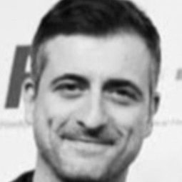Miguel Martins 飾演 
