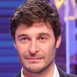 Lino Guanciale - The Jewel演員 飾演Filippo Magnaghi