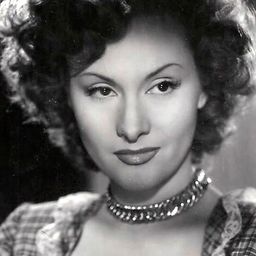 Nani Fernández 飾演 Miriam