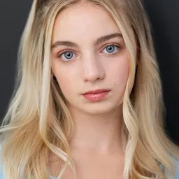 凱西蒂·紐金特 飾演 Erin