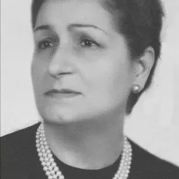 Lola Braccini 飾演 (segment "La ronda")